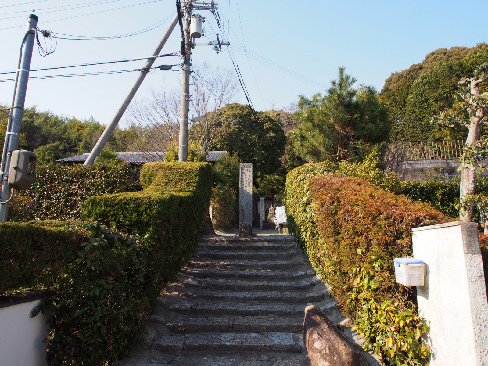 長慶寺への石段