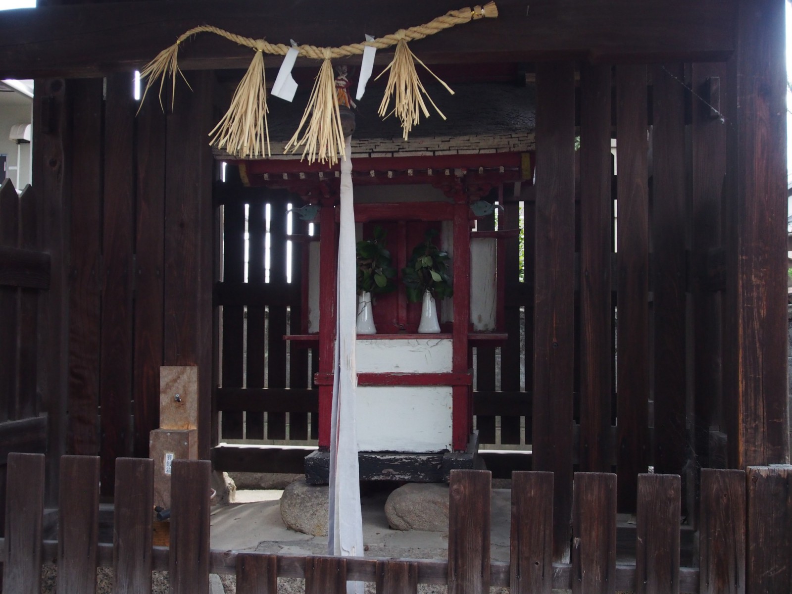 野神神社の本殿