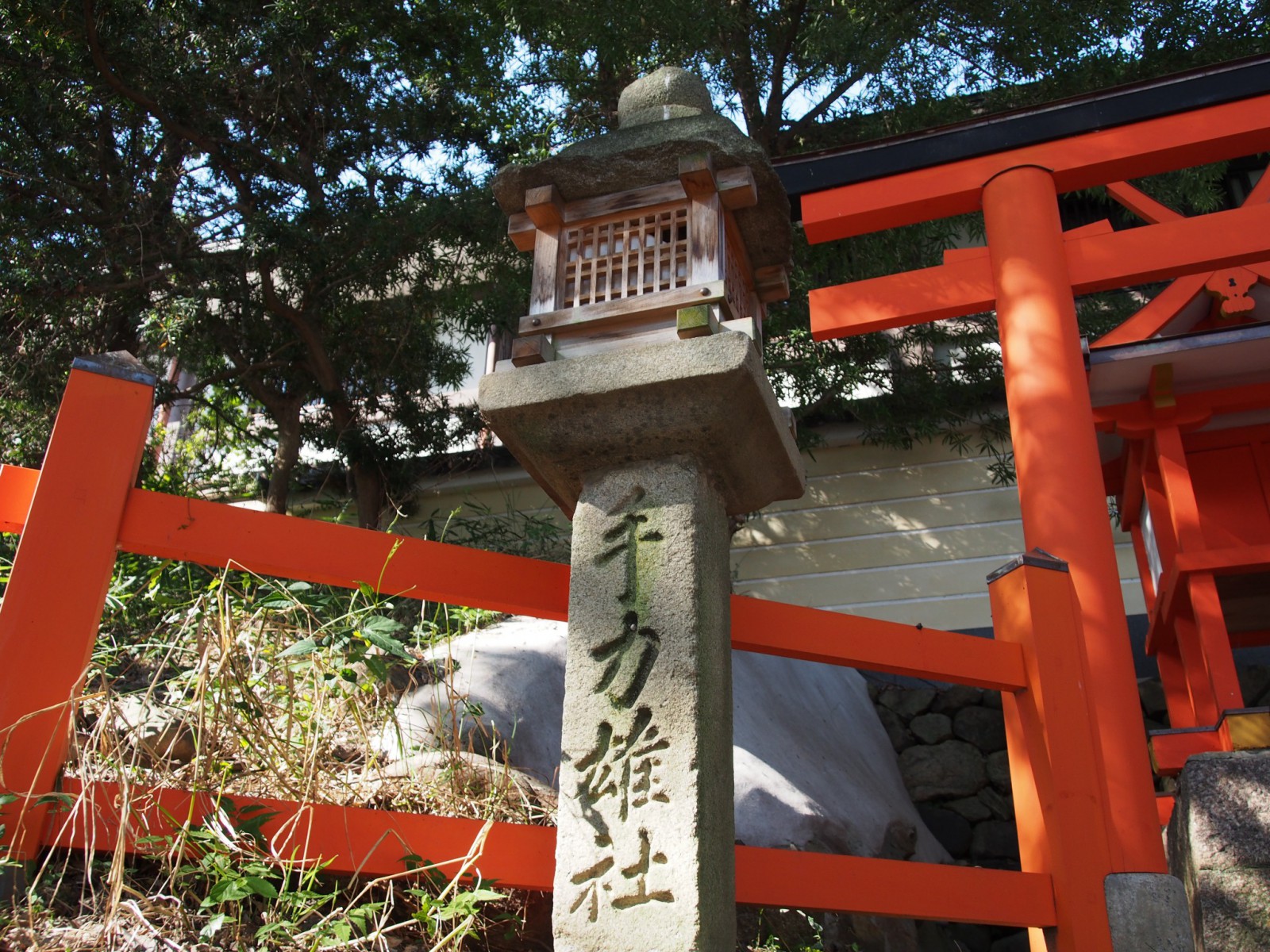 手力雄神社（奈良）の燈籠