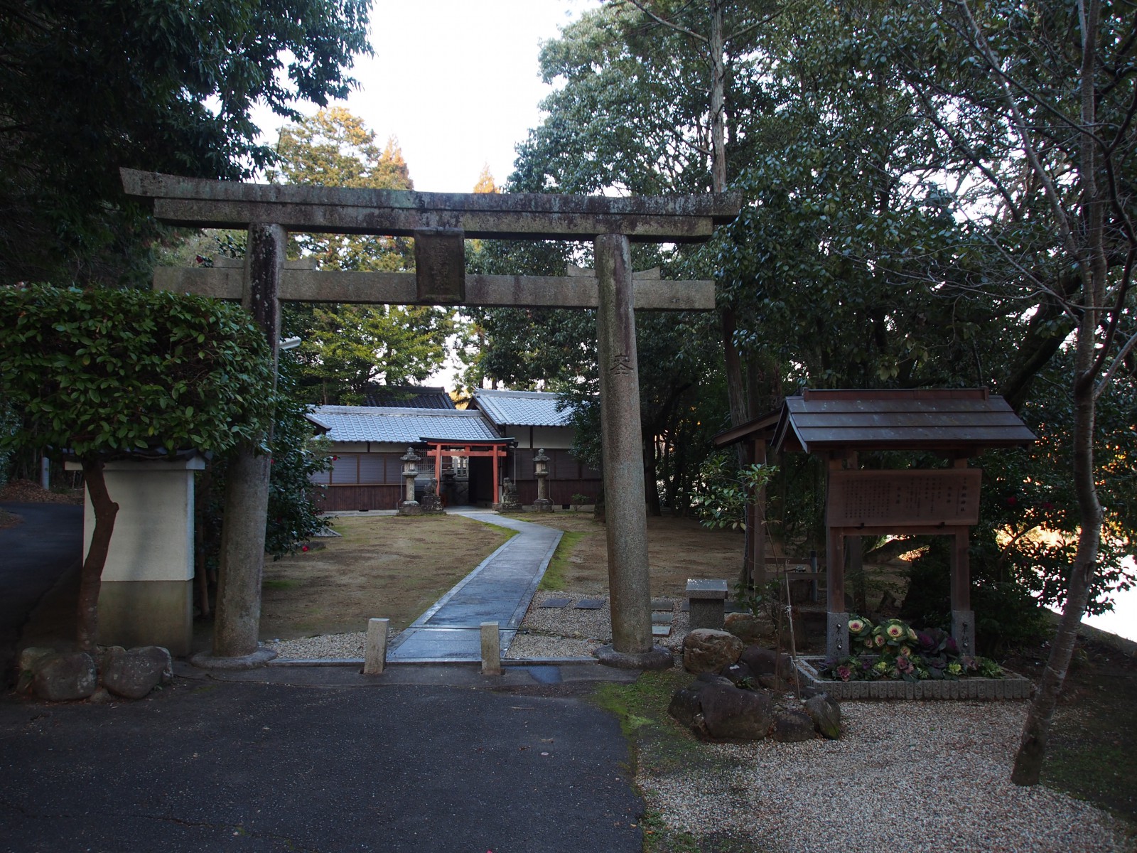 釣殿神社の鳥居
