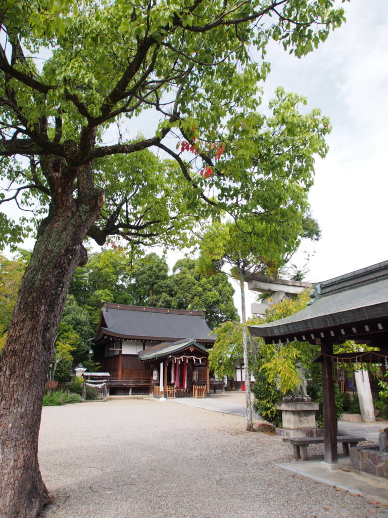三輪恵比須神社境内