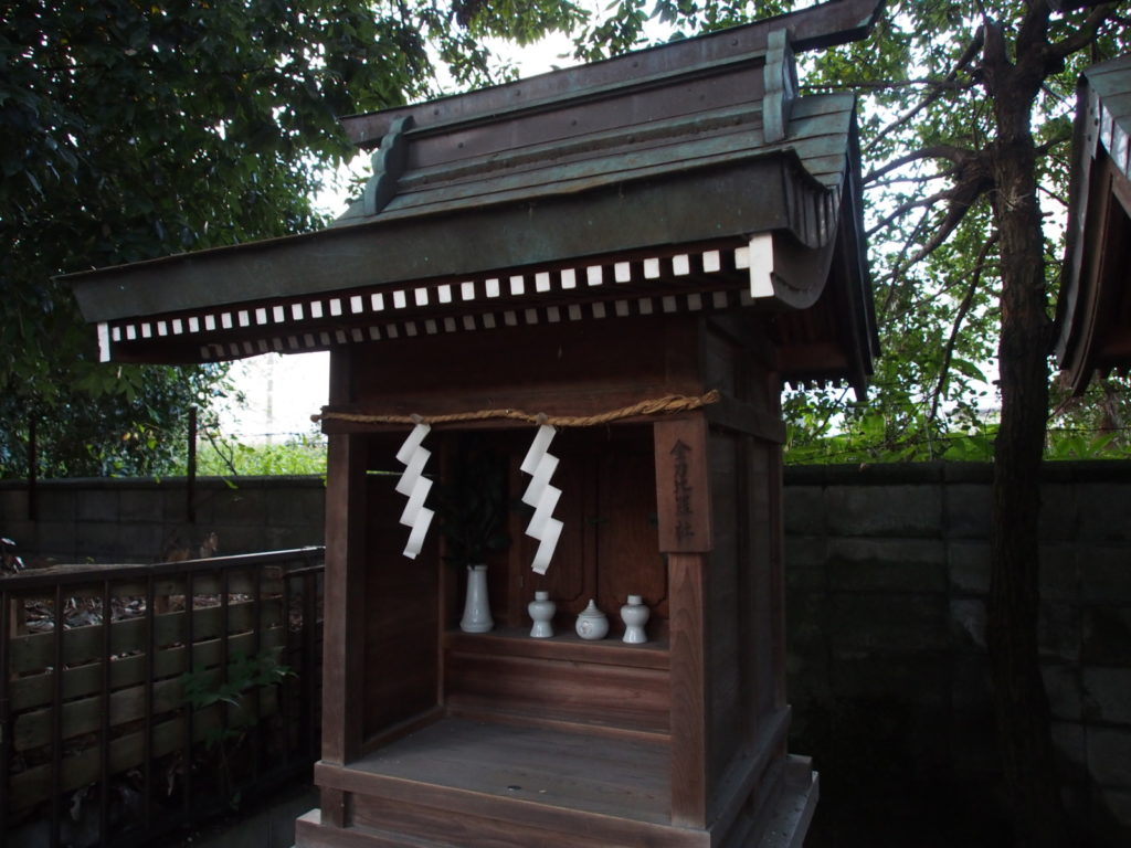 石園座多久虫玉神社境内社「金刀比羅社」